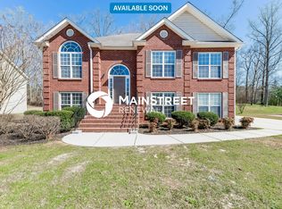 9554 Carnes Crossing Cir, Jonesboro, GA 30236
