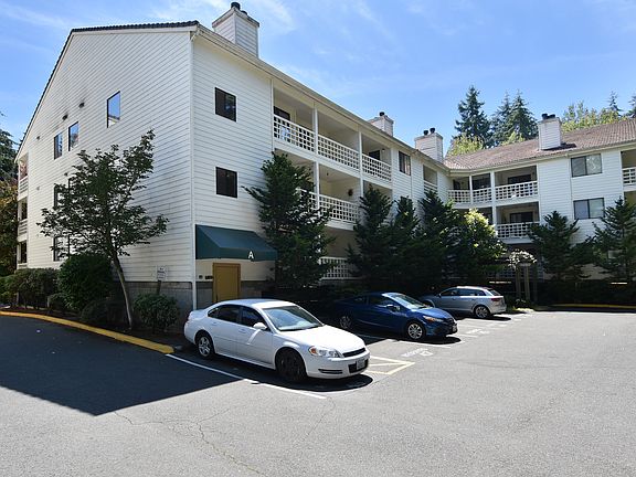 2nd image of 700 N 160th St APT A108