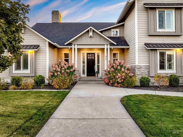 975 W Back 40 Dr, Eagle, ID 83616