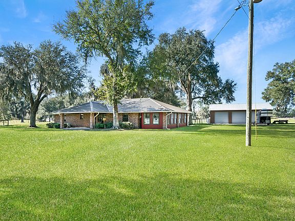 4th image of 6034 County Road 209 S