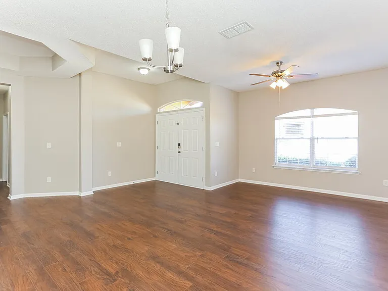 896 Bonaparte Landing Blvd — Photo 7