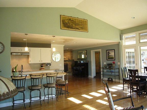 Spectacular Great Room