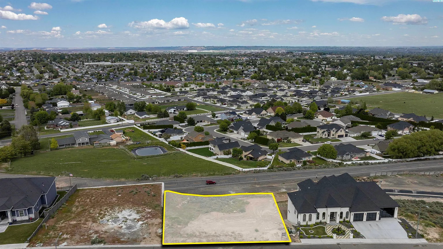5420 Hershey Ln W photo 1