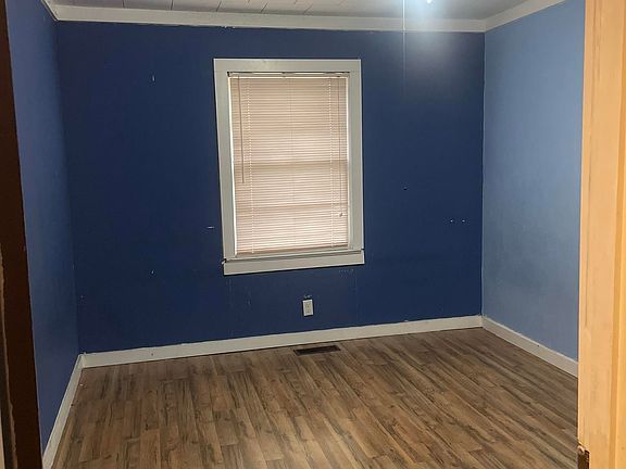 3rd image of 1550 Lubbock St