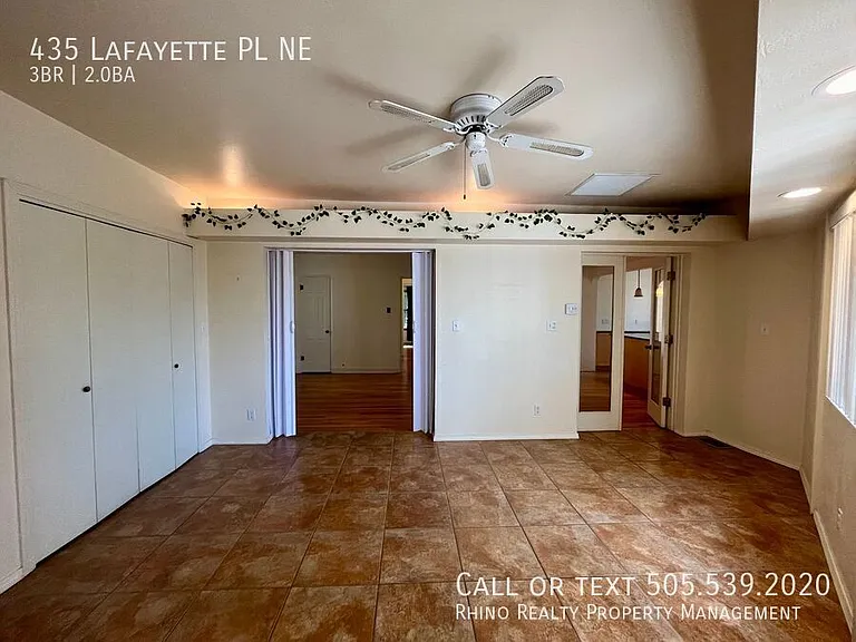 435 Lafayette Pl NE — Photo 16