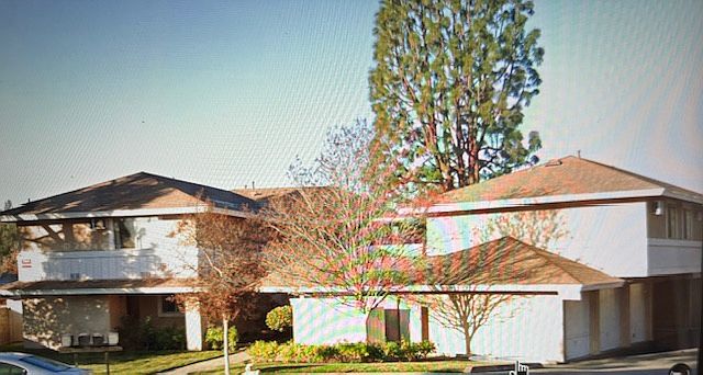 1st image of 905 Lombard Dr