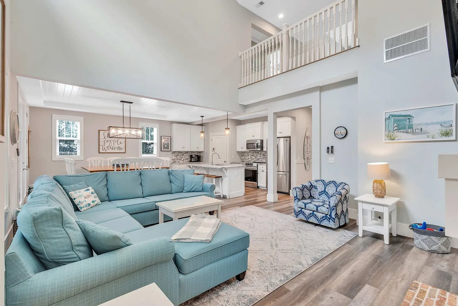 6 bed, 4.0 bath, 3498 sqft, $15,997 — Photo 3