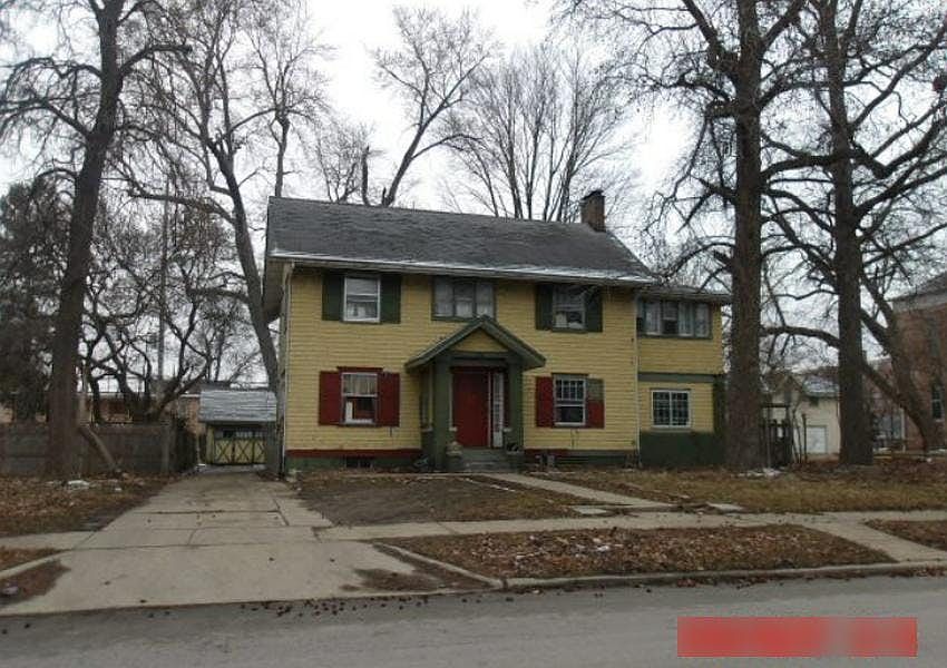 1st image of 338 W Decatur St