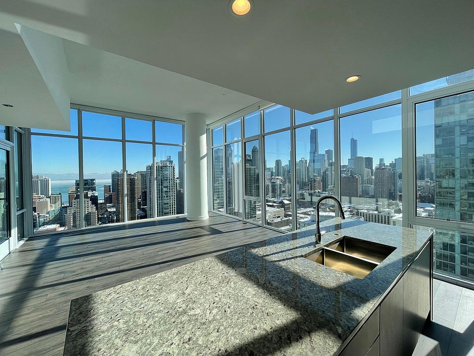 1st image of 1129 N Wells St #3007