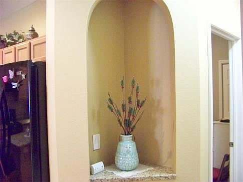 3rd image of 412 N Shore Dr Unit B