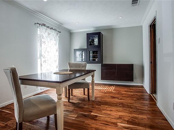 5th image of 1007 Edgewood Dr
