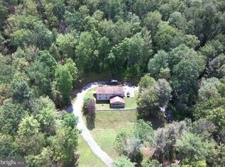 920 Jones Rd, Mill Hall, PA 17751