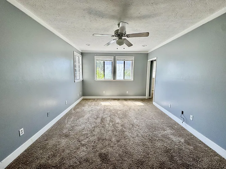 422 Magnolia Ave #3 — Photo 7