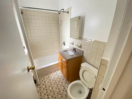 Rented by Tri Boro Terrace Realty | media 10