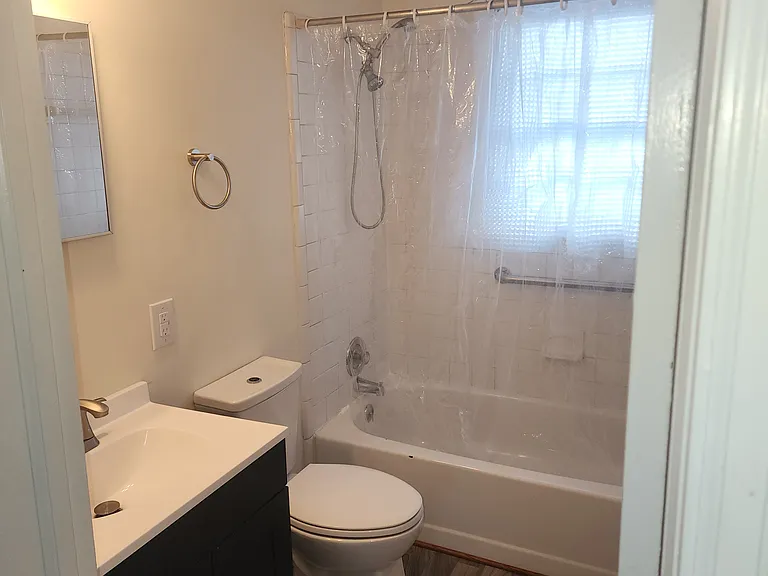 3843 Plantation Rd NE — Photo 8