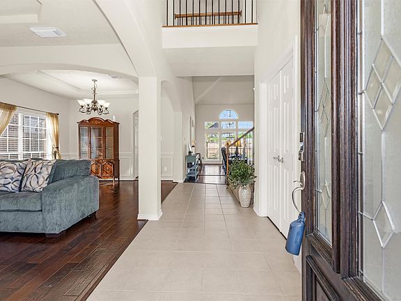 3rd image of 3211 Burton Ridge Dr