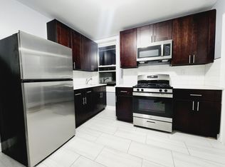 37 W 29th St #9, Bayonne, NJ 07002