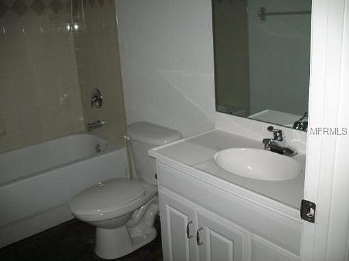 3rd image of 1209 Linda Ln