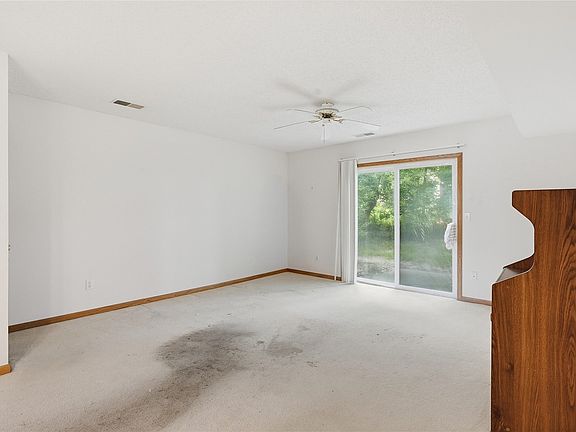 5th image of 950 33rd Ave #C
