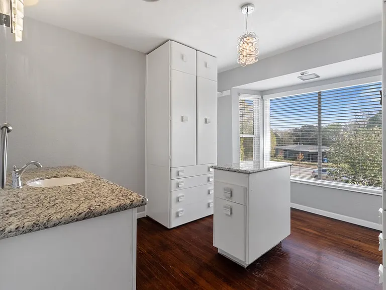 311 Karen Ln #A — Photo 16