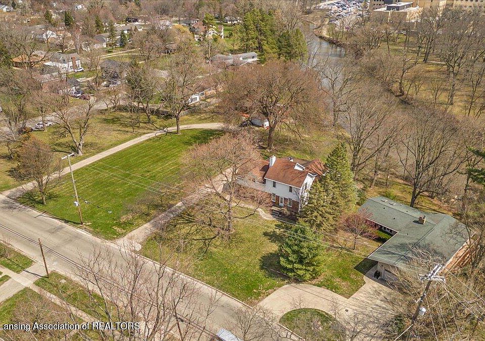 704 N Chipman St, Owosso, MI 48867 Zillow