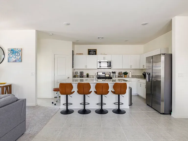 19423 W Hazelwood St — Photo 14