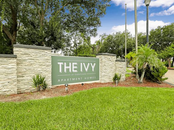 7451 Gatehouse Cir #200