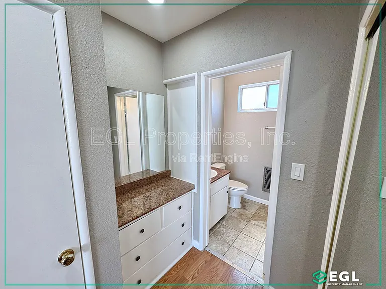 5916-5922 Carlton Way/1555 N. Bronson — Photo 8