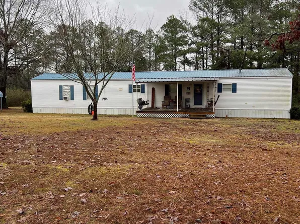 202 N Georgia St, Bloomburg, TX 75556