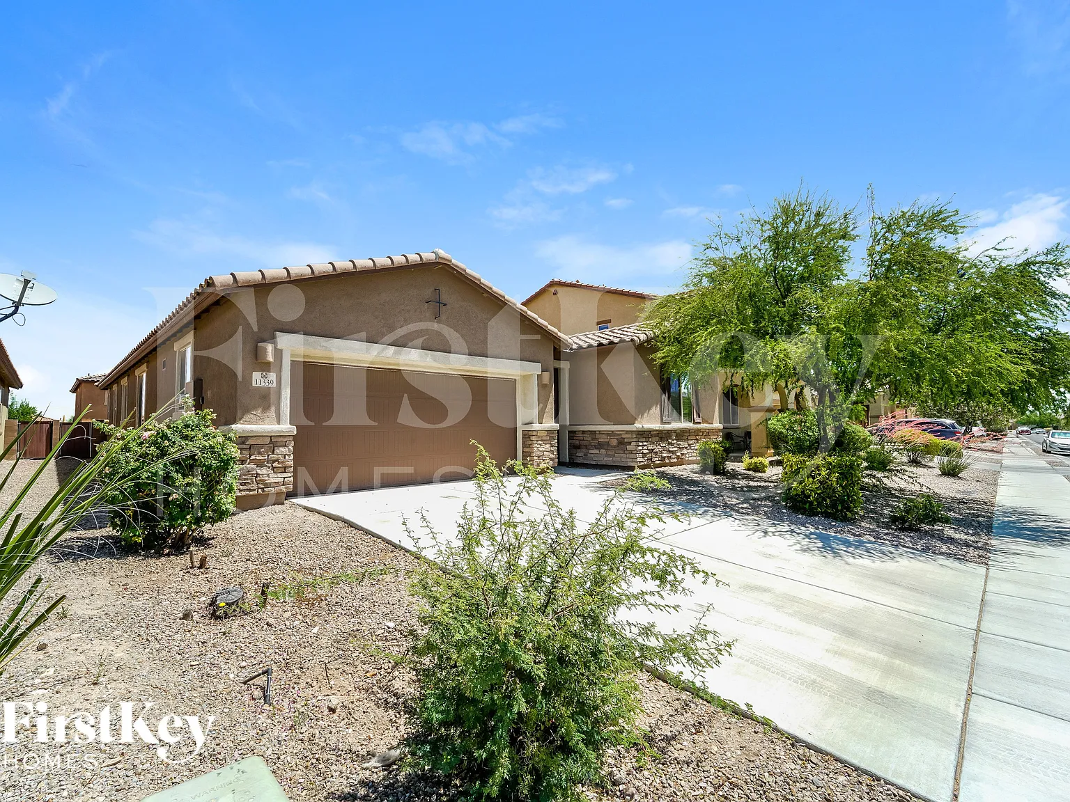 4 bed, 3.0 bath, 2155 sqft, $2,245 — Photo 2