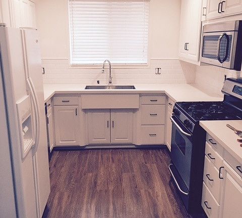 3rd image of 1916 Carmen Ave APT 1