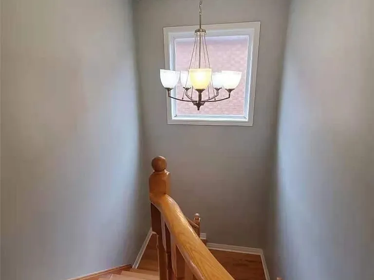 24 Golden Oak Ave — Photo 30