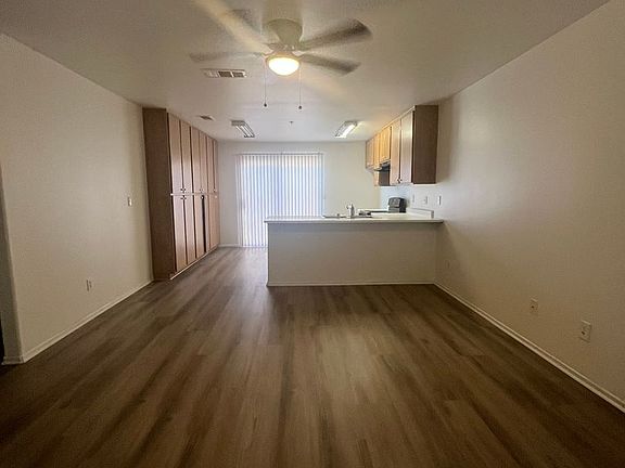3rd image of 15166 Sequoia St APT 3