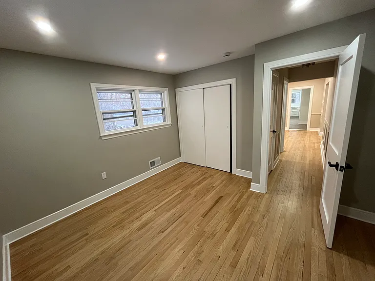 104 Hillcrest Dr — Photo 8
