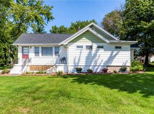 330 S State Route 121, Mount Zion, IL 62549