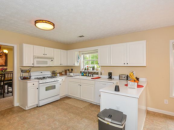 Kitchen open to Family Room