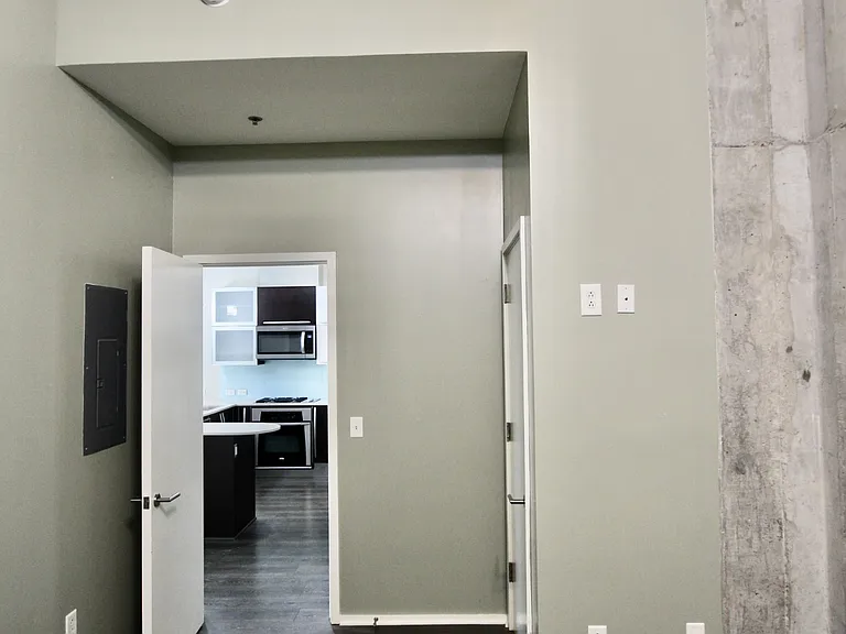 700 12th Ave S #807 — Photo 14