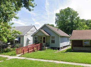 924 NE Michigan Ave, Topeka, KS 66616