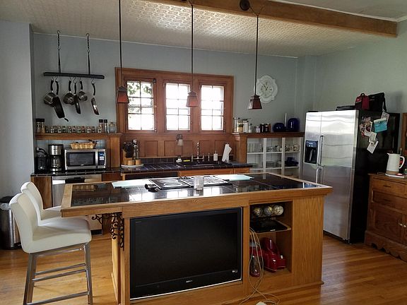 3rd image of 638 Central Ave #1