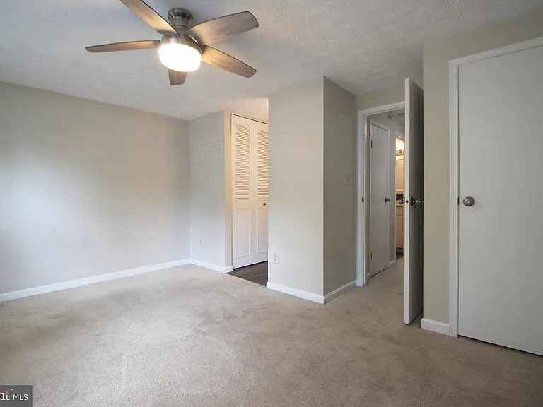 11916 Fieldthorn Ct — Photo 14