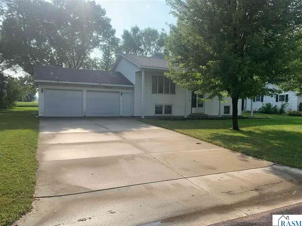 531 Date St, Minnesota Lake, MN 56068