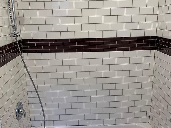 5th image of 316 N Bixel St APT 4