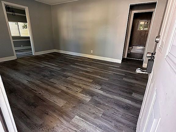 5th image of 1209 Elizabeth St