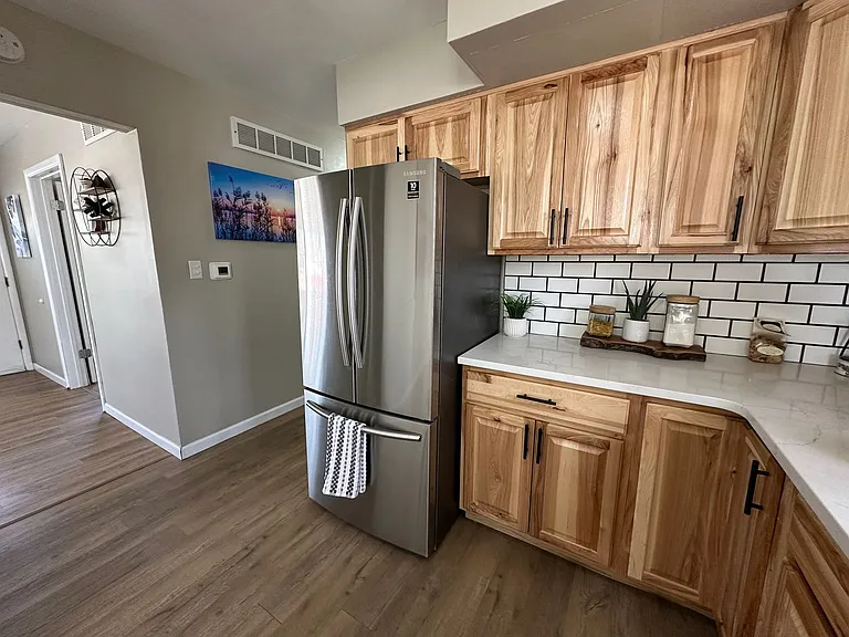 4039 Niles St — Photo 7