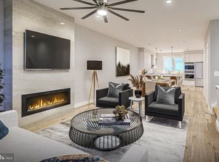 600 Fairmount Ave #I2, Philadelphia, PA 19123