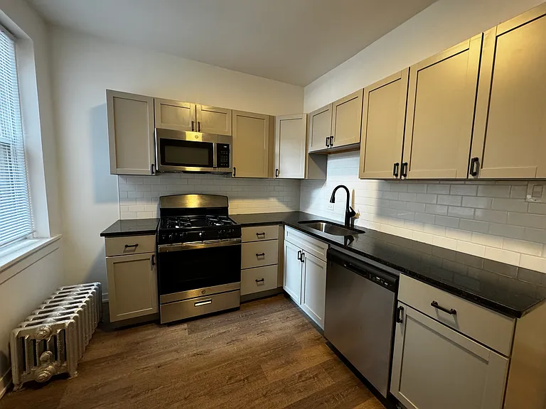 1503 W Schreiber Ave #2A — Photo 4