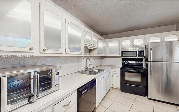5th image of 1401 NE 191st St #D117
