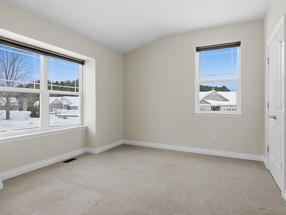 4th image of 4588 Kodiak Dr