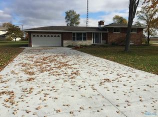 2017 Ayersville Ave, Defiance, OH 43512