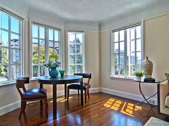 2nd image of 1905 Laguna St APT 105